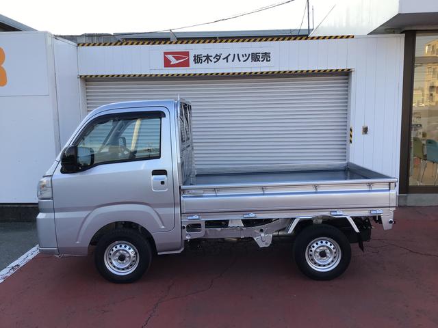 ハイゼットトラック スタンダード　盗難防止装置　レーダーブレーキ　Ｃソナー　キーレスエントリー　スマートキー　パワステ　オートエアコン　アイドルストップ　オートライト　レーンキープアシスト　　衝突安全ボディ（8枚目）