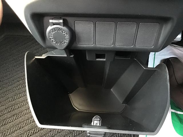 トール G 衝突回避支援ブレーキ オートLED 電格ミラー 禁煙車 横滑り防止装置 車線逸脱警報 両側自動ドア セキュリティーアラーム キーフリーシステム オートライト エアバッグ ABS 1オナ 衝突安全ボディ(29枚目)