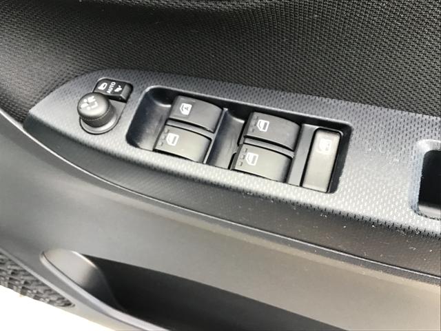 ムーヴ カスタム　Ｘ　ＶＳ　ＳＡＩＩＩ　車線逸脱警報　エアバッグ　電動格納式ドアミラー　記録簿　イモビライザー　アルミ　ＬＥＤライト　パノラマカメラ　スマートキー＆プッシュスタート　ＡＢＳ　キーフリーキー　ベンチシート（18枚目）