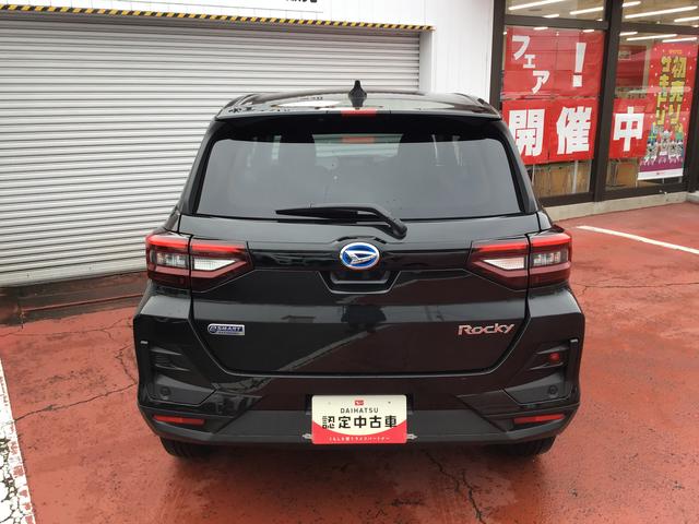 ロッキー プレミアムＧ　ＨＥＶ　バックカメラ付き　電動格納式ドアミラー　追従式クルーズコントロール　衝突被害軽減　盗難防止　衝突安全ボディ　アルミホイル　ＬＥＤライト　ＥＴＣ付　オートＬＥＤ　Ｓヒーター　ナビＴＶ（5枚目）