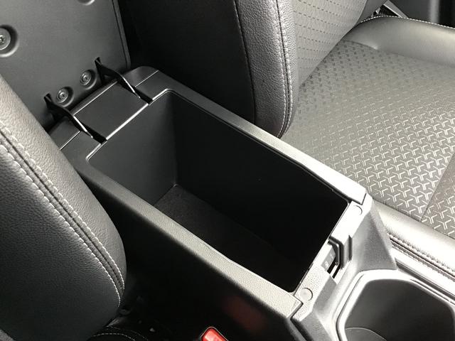 ロッキー プレミアムＧ　ＨＥＶ　バックカメラ付き　電動格納式ドアミラー　追従式クルーズコントロール　衝突被害軽減　盗難防止　衝突安全ボディ　アルミホイル　ＬＥＤライト　ＥＴＣ付　オートＬＥＤ　Ｓヒーター　ナビＴＶ（26枚目）