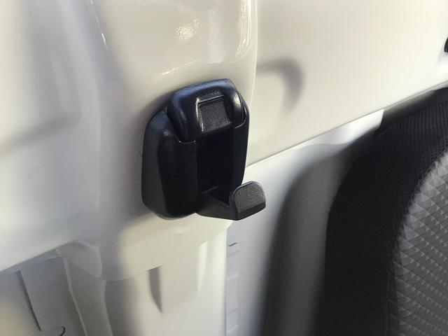 ハイゼットトラック スタンダード 農用スペシャル 切り替え4WD 盗難防止装置 エコアイドル ブレーキサポート AC 車線逸脱警報装置 エアバック 禁煙車 スーパーデフロック パワーステアリング オートライト オートハイビーム ESC(25枚目)