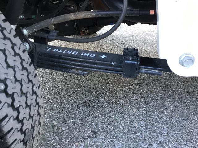 ハイゼットトラック スタンダード 農用スペシャル 切り替え4WD 盗難防止装置 エコアイドル ブレーキサポート AC 車線逸脱警報装置 エアバック 禁煙車 スーパーデフロック パワーステアリング オートライト オートハイビーム ESC(29枚目)