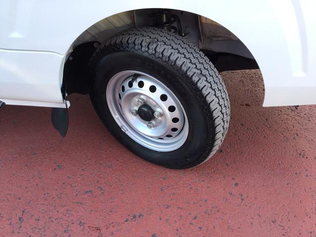 ハイゼットトラック スタンダード 農用スペシャル 切り替え4WD 盗難防止装置 エコアイドル ブレーキサポート AC 車線逸脱警報装置 エアバック 禁煙車 スーパーデフロック パワーステアリング オートライト オートハイビーム ESC(30枚目)