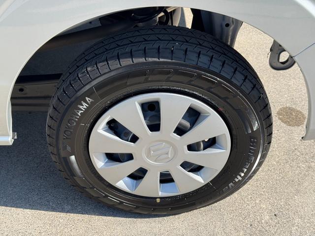 エブリイ ＰＣ　６型　バックアイカメラ付ディスプレイオーディオ　バックアイカメラ付ディスプレイオーディオ　ＬＥＤヘッドランプ　オートライト　スライドドア　シートヒーター　スズキセーフティーサポート　衝突被害軽減システム　アイドリングストップ　横滑り防止機能（16枚目）