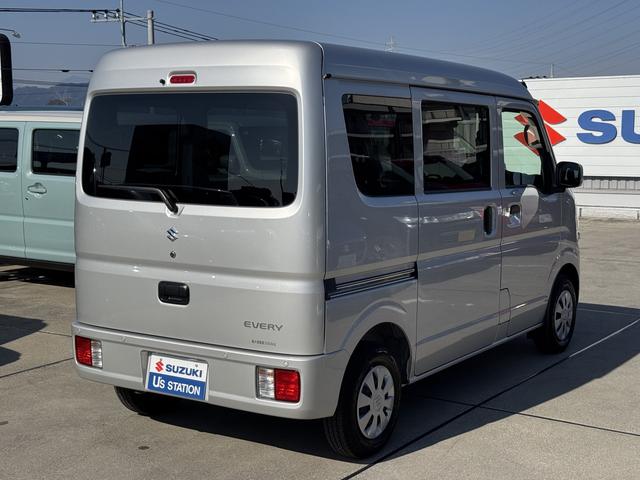 エブリイ ＰＣ　６型　バックアイカメラ付ディスプレイオーディオ　バックアイカメラ付ディスプレイオーディオ　ＬＥＤヘッドランプ　オートライト　スライドドア　シートヒーター　スズキセーフティーサポート　衝突被害軽減システム　アイドリングストップ　横滑り防止機能（20枚目）
