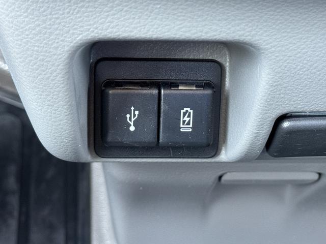 エブリイ ＰＣ　６型　バックアイカメラ付ディスプレイオーディオ　バックアイカメラ付ディスプレイオーディオ　ＬＥＤヘッドランプ　オートライト　スライドドア　シートヒーター　スズキセーフティーサポート　衝突被害軽減システム　アイドリングストップ　横滑り防止機能（34枚目）