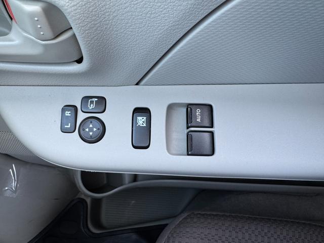 エブリイ ＰＣ　６型　バックアイカメラ付ディスプレイオーディオ　バックアイカメラ付ディスプレイオーディオ　ＬＥＤヘッドランプ　オートライト　スライドドア　シートヒーター　スズキセーフティーサポート　衝突被害軽減システム　アイドリングストップ　横滑り防止機能（37枚目）