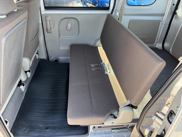 エブリイ ＰＣ　６型　バックアイカメラ付ディスプレイオーディオ　バックアイカメラ付ディスプレイオーディオ　ＬＥＤヘッドランプ　オートライト　スライドドア　シートヒーター　スズキセーフティーサポート　衝突被害軽減システム　アイドリングストップ　横滑り防止機能（42枚目）