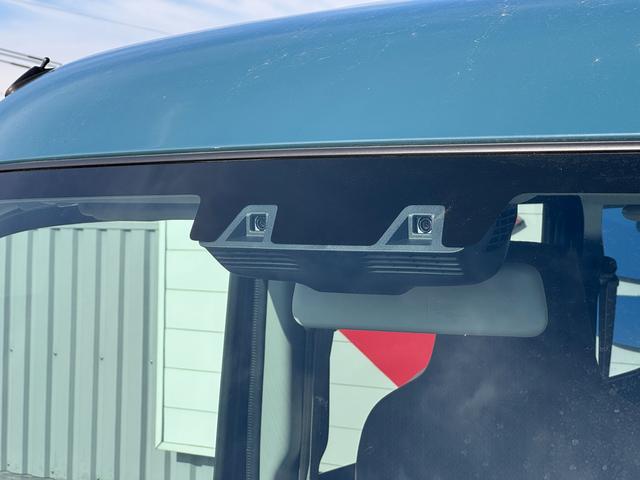 エブリイ ＰＡリミテッド　電子制御式パートタイム４ＷＤ　ＣＶＴ　６型　オートライト　スライドドア　スズキセーフティーサポート　４ＷＤ　衝突被害軽減システム　アイドリングストップ　横滑り防止機能　衝突安全ボディ　盗難防止システム　電波式キーレスエントリー　ＡＭ／ＦＭラジオ（19枚目）