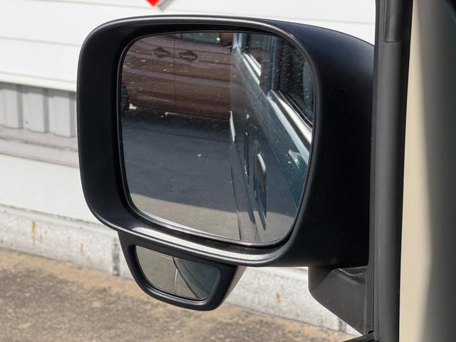 エブリイ ＰＡリミテッド　電子制御式パートタイム４ＷＤ　ＣＶＴ　６型　オートライト　スライドドア　スズキセーフティーサポート　４ＷＤ　衝突被害軽減システム　アイドリングストップ　横滑り防止機能　衝突安全ボディ　盗難防止システム　電波式キーレスエントリー　ＡＭ／ＦＭラジオ（22枚目）