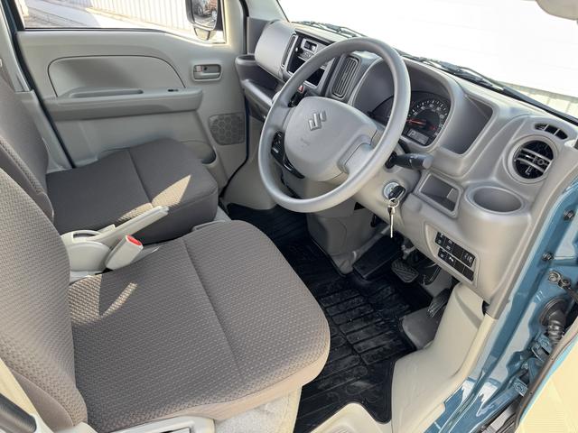 エブリイ ＰＡリミテッド　電子制御式パートタイム４ＷＤ　ＣＶＴ　６型　オートライト　スライドドア　スズキセーフティーサポート　４ＷＤ　衝突被害軽減システム　アイドリングストップ　横滑り防止機能　衝突安全ボディ　盗難防止システム　電波式キーレスエントリー　ＡＭ／ＦＭラジオ（40枚目）