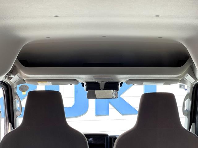 エブリイ ＰＡリミテッド　電子制御式パートタイム４ＷＤ　ＣＶＴ　６型　オートライト　スライドドア　スズキセーフティーサポート　４ＷＤ　衝突被害軽減システム　アイドリングストップ　横滑り防止機能　衝突安全ボディ　盗難防止システム　電波式キーレスエントリー　ＡＭ／ＦＭラジオ（44枚目）