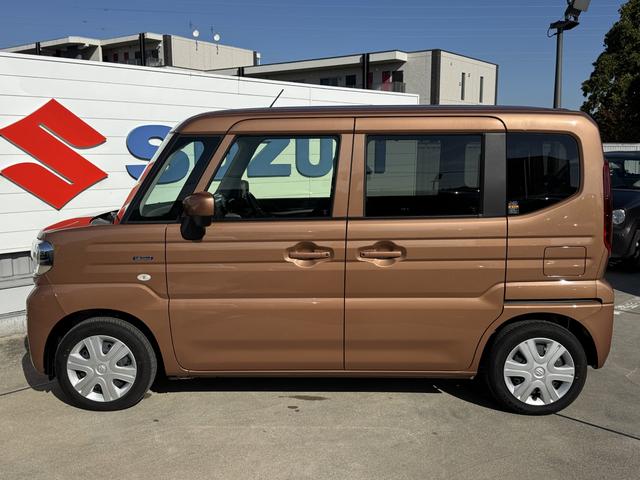 スペーシア ＨＹＢＲＩＤ　Ｘ　ＤＳＢＳＩＩ／ＡＣＣ／電動スライドドア　デュアルセンサーブレーキサポートＩＩ　アダプティブクルーズコントロール　電動スライドドア　電動パーキングブレーキ　オートライト　プッシュスタート　シートヒーター　オートエアコン　衝突被害軽減システム（10枚目）