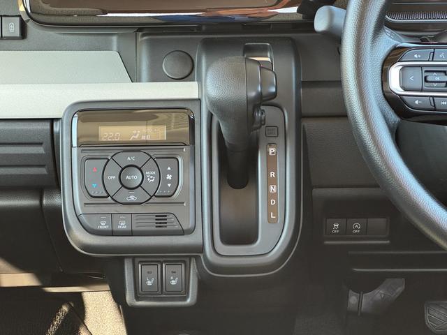 スペーシア ＨＹＢＲＩＤ　Ｘ　ＤＳＢＳＩＩ／ＡＣＣ／電動スライドドア　デュアルセンサーブレーキサポートＩＩ　アダプティブクルーズコントロール　電動スライドドア　電動パーキングブレーキ　オートライト　プッシュスタート　シートヒーター　オートエアコン　衝突被害軽減システム（31枚目）