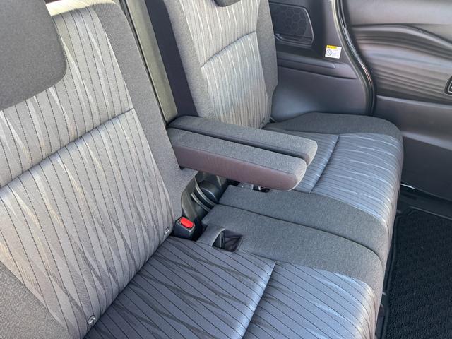 ソリオ ＨＹＢＲＩＤ　ＭＺ　３型　ＤＳＢＳＩＩ／ＡＣＣ／電動スライド　デュアルセンサーブレーキサポートＩＩ　アダプティブクルーズコントロール　電動スライドドア　オートライト　プッシュスタート　シートヒーター　オートエアコン　スズキセーフティーサポート（55枚目）