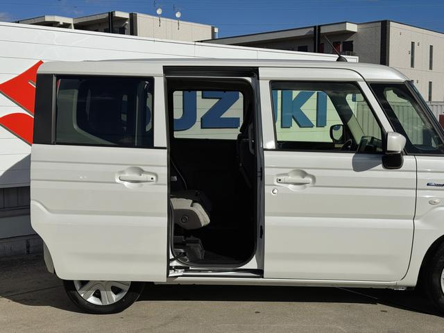 スペーシア ＨＹＢＲＩＤ　Ｘ　４ＷＤ　ＤＳＢＳＩＩ／電動スライドドア　デュアルセンサーブレーキサポートＩＩ　オートライト　電動スライドドア　プッシュスタート　シートヒーター　オートエアコン　スズキセーフティーサポート　４ＷＤ　衝突被害軽減システム　アイドリングストップ（22枚目）