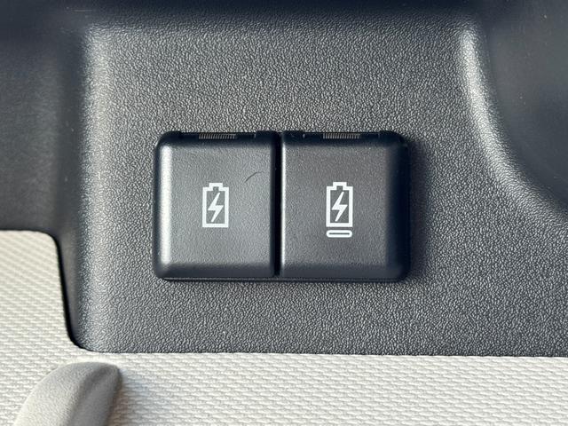 スペーシア ＨＹＢＲＩＤ　Ｘ　４ＷＤ　ＤＳＢＳＩＩ／電動スライドドア　デュアルセンサーブレーキサポートＩＩ　オートライト　電動スライドドア　プッシュスタート　シートヒーター　オートエアコン　スズキセーフティーサポート　４ＷＤ　衝突被害軽減システム　アイドリングストップ（37枚目）