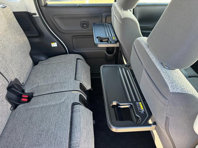 スペーシア ＨＹＢＲＩＤ　Ｘ　４ＷＤ　ＤＳＢＳＩＩ／電動スライドドア　デュアルセンサーブレーキサポートＩＩ　オートライト　電動スライドドア　プッシュスタート　シートヒーター　オートエアコン　スズキセーフティーサポート　４ＷＤ　衝突被害軽減システム　アイドリングストップ（48枚目）