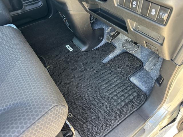 スペーシアベース ＸＦ　２型　全方位モニタ用カメラＰＫＧ／電動スライド（後右）　全方位モニター用カメラパッケージ　電動スライドドア（後席右）　オートライト　プッシュスタート　シートヒーター　オートエアコン　スズキセーフティーサポート　衝突被害軽減システム　アイドリングストップ（42枚目）