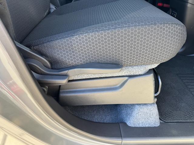 スペーシアベース ＸＦ　２型　全方位モニタ用カメラＰＫＧ／電動スライド（後右）　全方位モニター用カメラパッケージ　電動スライドドア（後席右）　オートライト　プッシュスタート　シートヒーター　オートエアコン　スズキセーフティーサポート　衝突被害軽減システム　アイドリングストップ（45枚目）