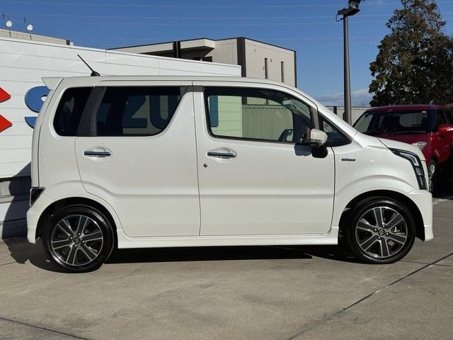 ワゴンＲスティングレー ＨＹＢＲＩＤ　Ｔ（ターボ）　４型　全方位モニタ用カメラＰＫＧ　全方位モニター用カメラパッケージ　オートライト　プッシュスタート　シートヒーター　オートエアコン　スズキセーフティーサポート　衝突被害軽減システム　アイドリングストップ　横滑り防止機能　衝突安全ボディ（6枚目）