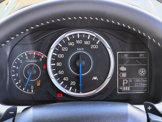 クロスビー HYBRID MZ 4型 DCBS/ACC/シートヒーター デュアルカメラブレーキサポート アダプティブクルーズコントロール シートヒーター オートライト プッシュスタート オートエアコン スズキセーフティーサポート 衝突被害軽減システム アイドリングストップ(25枚目)