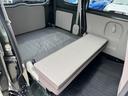 ＰＣ　６型　４ＷＤ　衝突被害軽減ブレーキ／ＬＥＤヘッドランプ　ＬＥＤヘッドランプ　キーレスエントリー　オートライト　スライドドア　スズキセーフティーサポート　４ＷＤ　衝突被害軽減システム　アイドリングストップ　横滑り防止機能　衝突安全ボディ（24枚目）