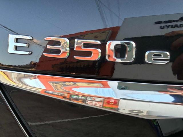 Ｅクラス Ｅ３５０ｅ　アバンギャルド　スポーツ　エクスクルーシブパッケージ　レーダーセーフティ　クリアランスソナー　スマートキー　オートクルーズコントロール　フルセグ　アラウンドビューモニター　アイドリングストップ　パワーシート　ＬＥＤヘッド（35枚目）