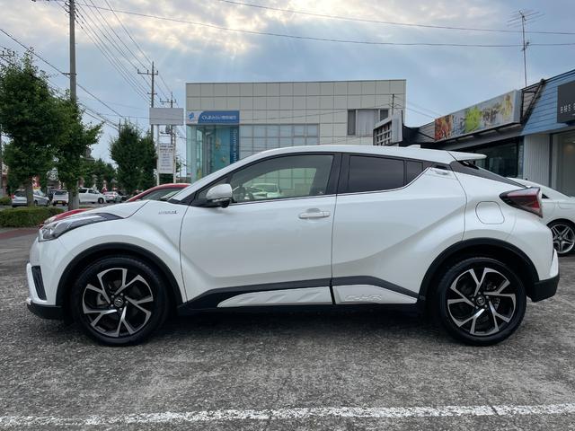 Ｃ－ＨＲ Ｇ　踏み間違い防止　車線逸脱　ソナー　シートＨ　アイドルストップ　クルコン　衝突安全ボディ　横滑防止装置　エアバッグ　スマートキープッシュスタート　イモビライザー　キーレス　サイドカーテンエアバック（13枚目）