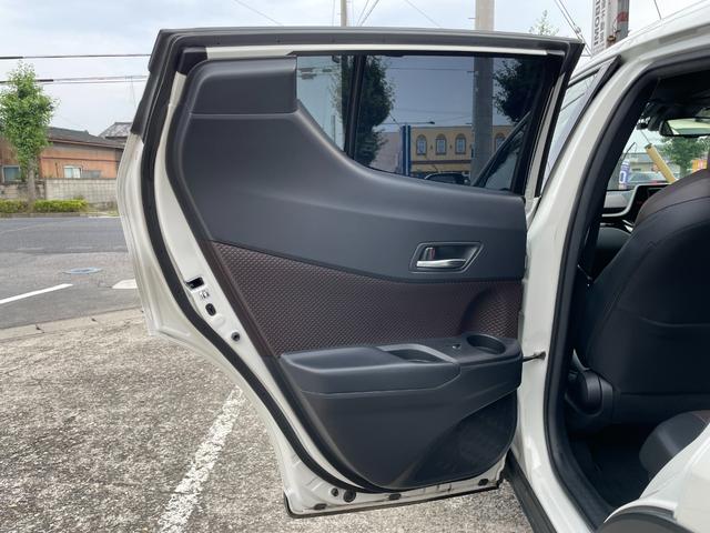 Ｃ－ＨＲ Ｇ　踏み間違い防止　車線逸脱　ソナー　シートＨ　アイドルストップ　クルコン　衝突安全ボディ　横滑防止装置　エアバッグ　スマートキープッシュスタート　イモビライザー　キーレス　サイドカーテンエアバック（21枚目）