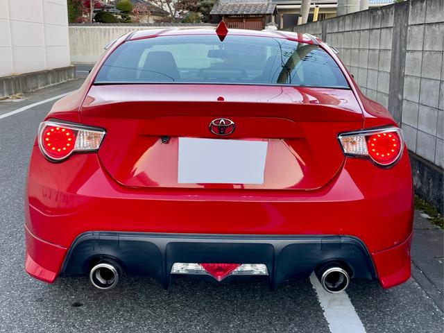 86 GT キーフリ 盗難防止 地デジ スマートキ- ETC車載器 VSA オートエアコン サイドSRS 助手席エアバッグ パワーウィンドウ 衝突安全ボディ 運転席エアバッグ ABS メモリーナビ ナビ・TV(5枚目)