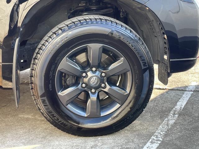 ランドクルーザープラド ＴＸ　アルジェントクロス　ナビＴＶ　オートエアコン　禁煙　パワーウインドウ　メモリーナビゲーション　フルセグ　クルコン　４ＷＤ　バックカメラ　ＤＶＤ　サンルーフ　スマートキー　横滑り防止　サイドエアバッグ　盗難防止システム（22枚目）