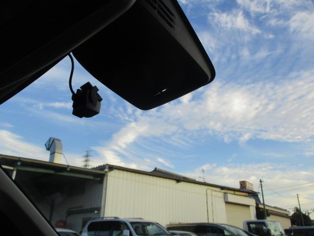 ワゴンＲスティングレー 　ハイブリッドＸ　全方位モニタ－　前後ドラレコ　ワンオーナー（2枚目）