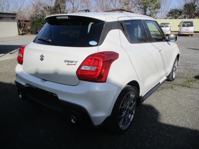 スイフトスポーツ 　ベースグレード　純正８インチナビＴＶ　ワンオーナー（3枚目）