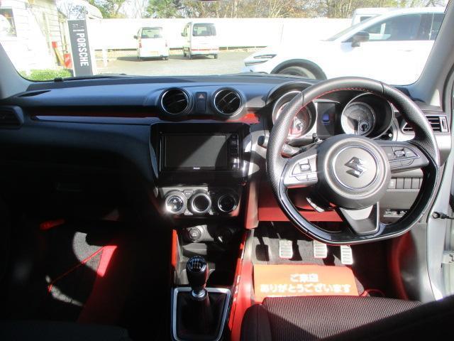 スイフトスポーツ 　ベースグレード　純正８インチナビＴＶ　ワンオーナー（8枚目）