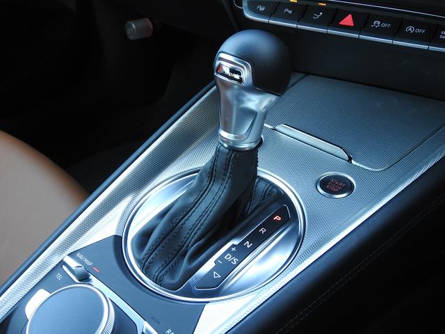 2.0TFSI バーチャルコックピット レザーシート 正規ディーラー車 バーチャルコックピット 純正メモリーナビ地デジ バックカメラ レザーシート シートヒーター パークアシスト ドライブセレクト 純正ETC2.0 純正17AW マトリクスLED(11枚目)