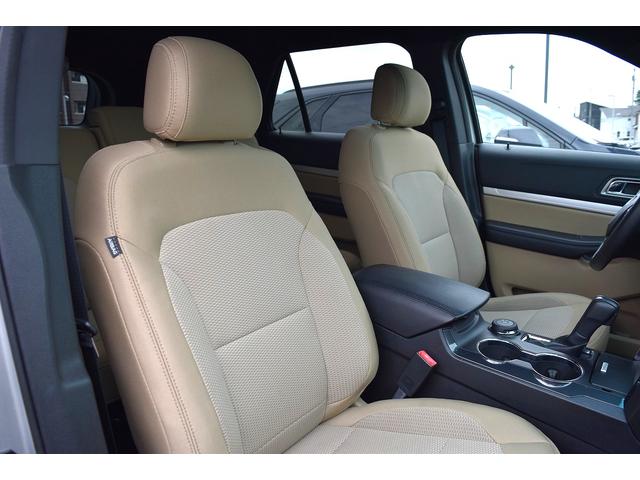 エクスプローラー ＸＬＴ　２０１６年モデル　４ＷＤ　純正１８インチＡＷ　正規ディーラー車　ＭｙＦｏｒｄＴｏｕｃｈ　３列シート　ダウンヒルアシスト　ＥＴＣ　ＬＥＤヘッドライト　Ｂｌｕｅｔｏｏｔｈ　クルーズコントロール　フロント／サイド／バックカメラ　樹脂マッチペイント（22枚目）