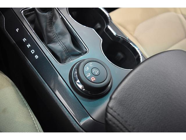 エクスプローラー ＸＬＴ　２０１６年モデル　４ＷＤ　純正１８インチＡＷ　正規ディーラー車　ＭｙＦｏｒｄＴｏｕｃｈ　３列シート　ダウンヒルアシスト　ＥＴＣ　ＬＥＤヘッドライト　Ｂｌｕｅｔｏｏｔｈ　クルーズコントロール　フロント／サイド／バックカメラ　樹脂マッチペイント（41枚目）