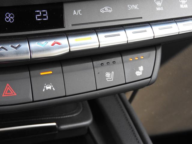 キャデラックＸＴ４ スポーツ　２０２３年モデル　新車保証付　メンテナンスケア　シートヒーター＆クーラー　レーンキープ　ブラインドスポットＭ　純正２０ＡＷ　エンジンスターター　スマートキー　ＡＣＣ　サラウンドビュー　ＡｐｐｌｅＣａｒＰｌａｙ／ＡｎｄｒｏｉｄＡｕｔｏ　ドラレコ（29枚目）