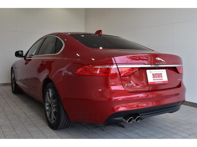 ＸＦ ピュア　純正ＨＤＤナビ地デジ　ＢＢＳ１８インチＡＷ　正規ディーラー車　レザーシート　シートヒーター　アダプティブクルーズ　バックカメラ　クリアランスソナー　ＨＩＤヘッドライト　純正ＡＷスタッドレス　ドラレコ　ＥＴＣ　緊急ブレーキ　　スマートキー（8枚目）