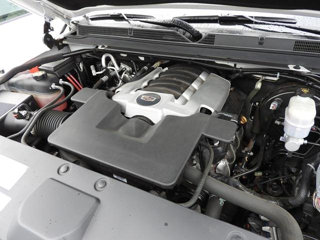 キャデラックエスカレード プラチナム　２０２０年モデル　サンルーフ　ＣＵＥ統合ナビ　正規ディーラー車　ＡｐｐｌｅＣａｒＰｌａｙ／ＡｎｄｒｏｉｄＡｕｔｏ　ＢＯＳＥ　純正２２インチＡＷ　前後ドラレコ　３列レザーシート　シートヒーター＆クーラー　フリップダウンモニター　ＡＣＣ　緊急ブレーキ（45枚目）