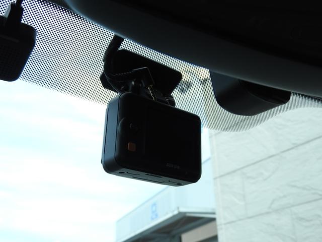 シボレーカマロ ＬＴ　ＲＳ　２０１８年モデル　光岡５０周年特別仕様車　ＡｐｐｌｅＣａｒＰｌａｙ／ＡｎｄｒｏｉｄＡｕｔｏ　ＢＯＳＥサウンド　専用ミディアムアッシュグレーレザーシート　シートヒーター＆クーラー　前後ドラレコ　限定６台　クルコン　純正２０インチＡＷ　ＥＴＣ（10枚目）