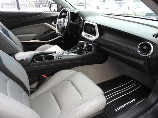 シボレーカマロ ＬＴ　ＲＳ　２０１８年モデル　光岡５０周年特別仕様車　ＡｐｐｌｅＣａｒＰｌａｙ／ＡｎｄｒｏｉｄＡｕｔｏ　ＢＯＳＥサウンド　専用ミディアムアッシュグレーレザーシート　シートヒーター＆クーラー　前後ドラレコ　限定６台　クルコン　純正２０インチＡＷ　ＥＴＣ（29枚目）