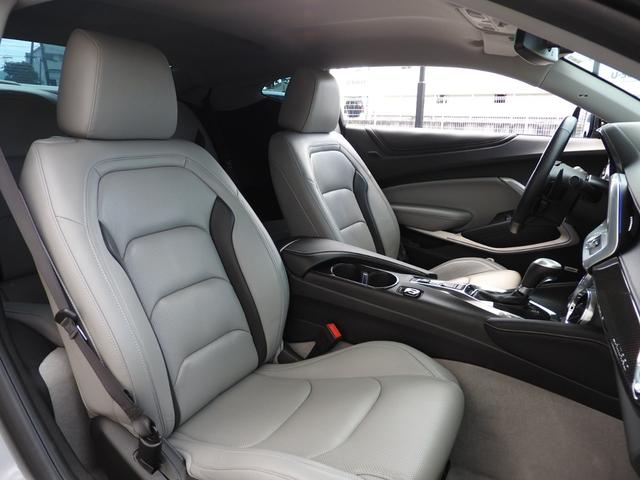 シボレーカマロ ＬＴ　ＲＳ　２０１８年モデル　光岡５０周年特別仕様車　ＡｐｐｌｅＣａｒＰｌａｙ／ＡｎｄｒｏｉｄＡｕｔｏ　ＢＯＳＥサウンド　専用ミディアムアッシュグレーレザーシート　シートヒーター＆クーラー　前後ドラレコ　限定６台　クルコン　純正２０インチＡＷ　ＥＴＣ（30枚目）