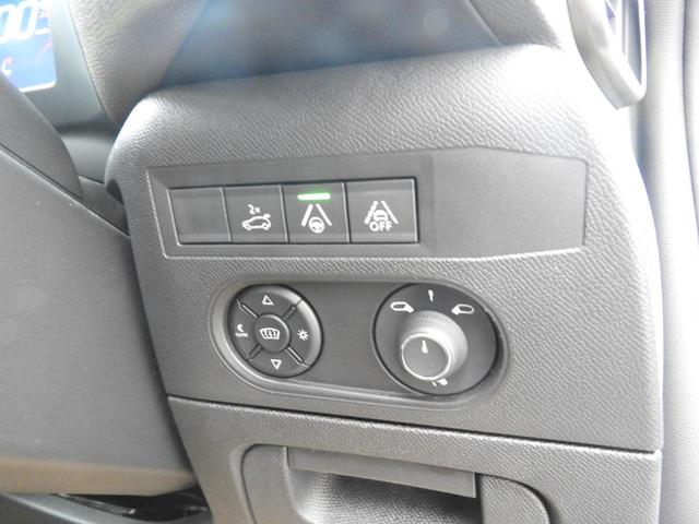 ＤＳ３クロスバック グランシック　ナビ　ＥＴＣ　ＡＣＣ　純正ＡＷ　ドラレコ　ＡｐｐｌｅＣａｒＰｌａｙ／ＡｎｄｒｏｉｄＡｕｔｏ　純正ナビ　デジタルインナーミラー　ドラレコ　レザーシート　純正１８インチＡＷ　アダプティブクルーズ　ヘッドアップディスプレイ　衝突被害軽減ブレーキ（32枚目）