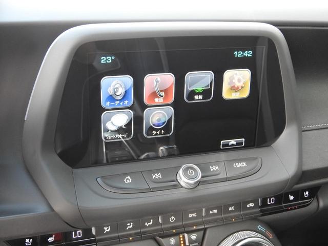 シボレーカマロ コンバーチブル　２０１８年モデル　ワンオーナー　ＢＯＳＥ　ブラックレザーシート　ヘッドアップディスプレイ　スマートキー　電動ソフトトップ　レーンキープアシスト　シートヒーター＆ベンチレーターバックカメラ　ＡｐｐｌｅＣａｒＰｌａｙ／ＡｎｄｒｏｉｄＡｕｔｏ（9枚目）