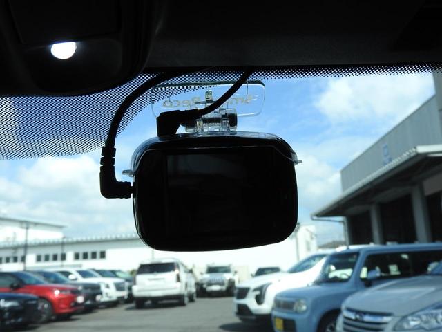 シボレーカマロ コンバーチブル　２０１８年モデル　ワンオーナー　ＢＯＳＥ　ブラックレザーシート　ヘッドアップディスプレイ　スマートキー　電動ソフトトップ　レーンキープアシスト　シートヒーター＆ベンチレーターバックカメラ　ＡｐｐｌｅＣａｒＰｌａｙ／ＡｎｄｒｏｉｄＡｕｔｏ（35枚目）