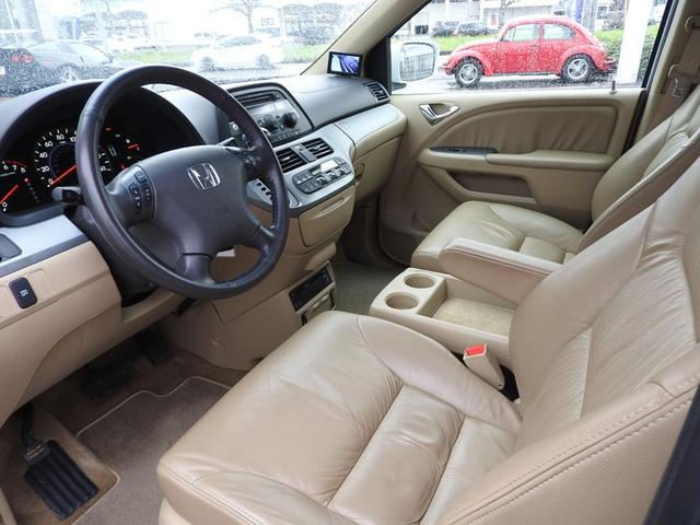 オデッセイ ＥＸ－Ｌ　２０１０年モデル　新車並行　ワンオーナー　オートチェック済　レザーシート　シートヒーター　３列シート　フリップダウンモニター　社外１６ＡＷ　純正１６ＡＷ＋スタッドレス　両側電動スライド　前後ドラレコ　クルコン　ＥＴＣ　ＨＩＤヘッドライト（4枚目）