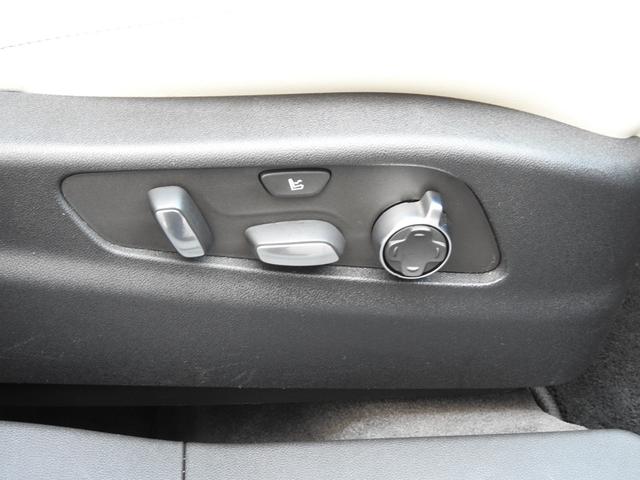 キャデラックXT4 スポーツ 2022年モデル BOSE 4WD 純正20AW 正規ディーラー車 AppleCarPlay/AndroidAuto レザーシート シートヒーター&ベンチレーター アダプティブクルーズ サラウンドビジョン フォワードコリジョン LEDヘッドライト(35枚目)